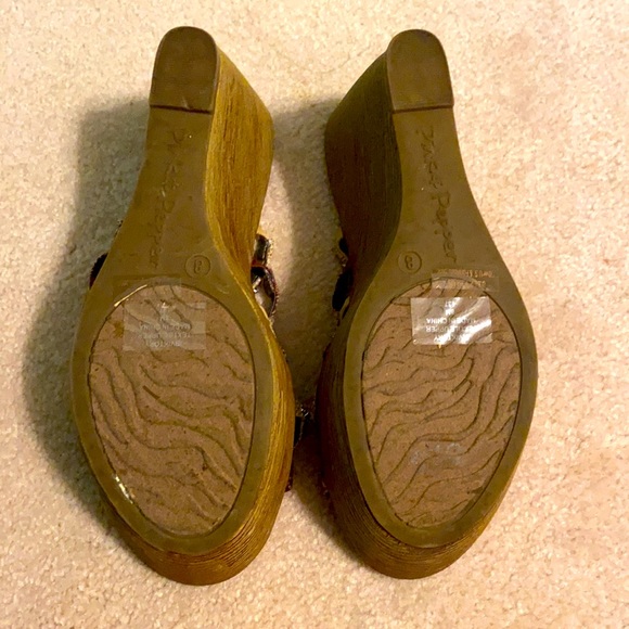 Strappy Wedge Heels - Picture 3 of 3